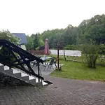 Dom W Gaju Nad Jeziorem Debno Holiday home *